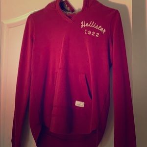 Hollister sweater used but in pretty good shape